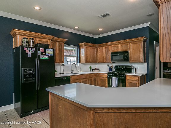 5th image of 6207 Donda St
