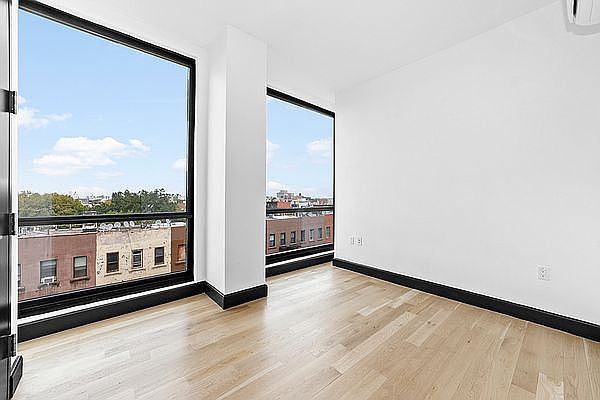 1st image of 1134 Fulton St APT 6U