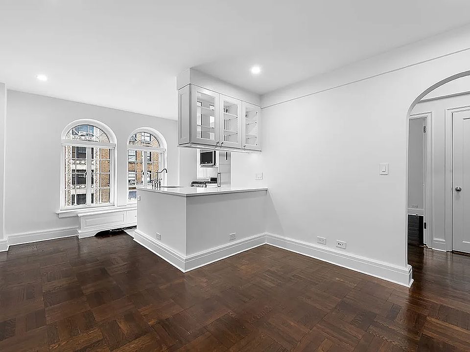 1st image of 115 W 86th St #2E