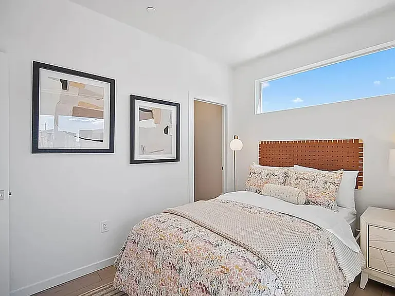 11960 Soprano Cir #304 — Photo 18