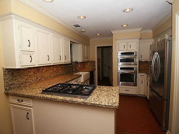 4th image of 16515 Craighurst Dr