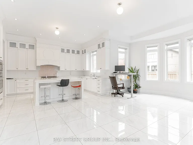 67 Nave St — Photo 11