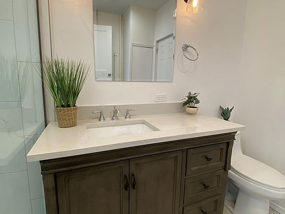 Suite Bath Vanity