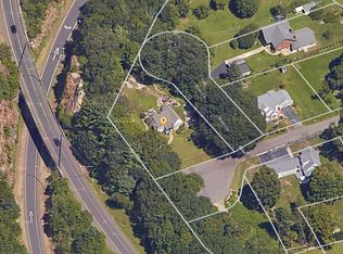16 Cedar Crest Rd, Trumbull, CT 06611