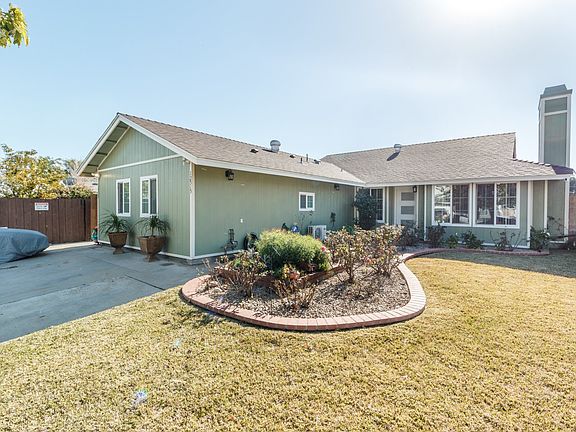 2nd image of 12515 De Foe Ave