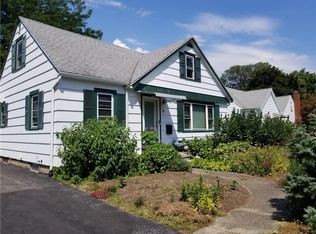 22 Elwood Dr, Rochester, NY 14616