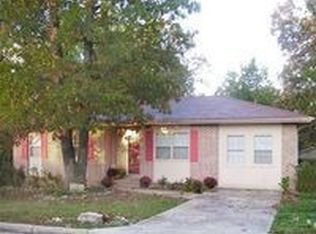 1205 S 20th Ave, Ozark, MO 65721