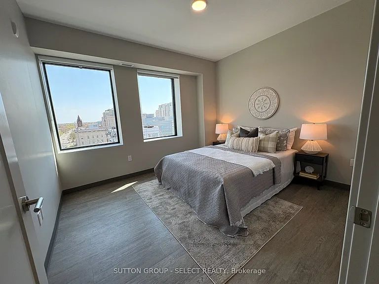 195 Dufferin Ave #813 — Photo 16