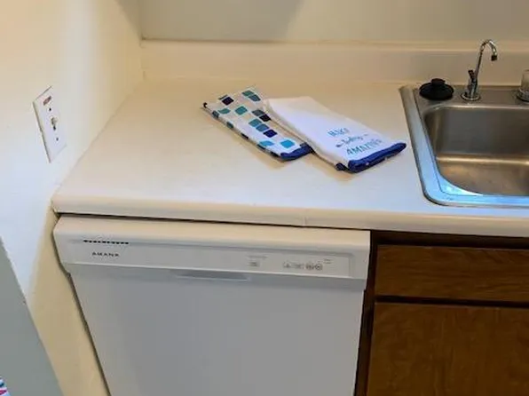 1918 88th Ave, Oakland, CA 94621