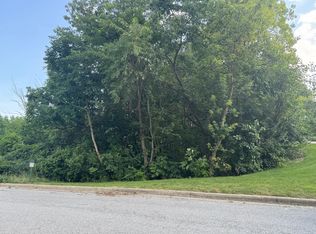 738 Cirque Ct, Crown Point, IN 46307