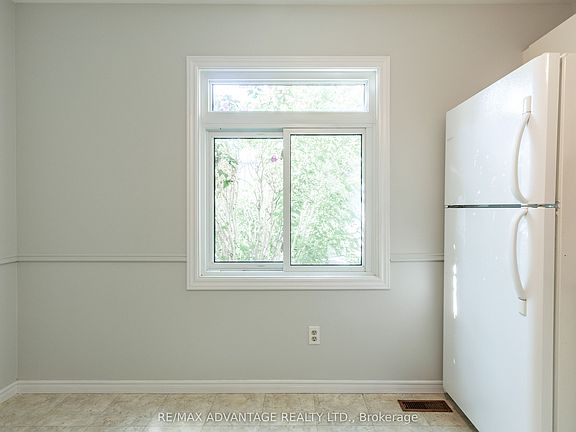 5th image of 1294 Byron Baseline Rd W #4