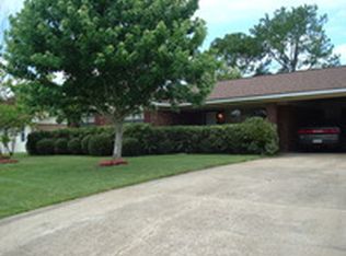 821 Rustwood Dr, Biloxi, MS 39532