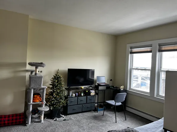 10 Hyde Park Av. Apartments