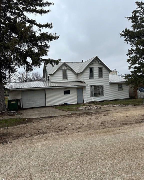 203 W Lost Island St, Graettinger, IA 51342 MLS 6315969 Zillow