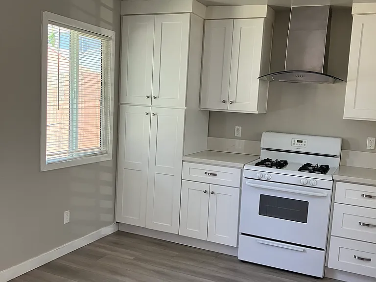 6132 Gardendale St — Photo 1