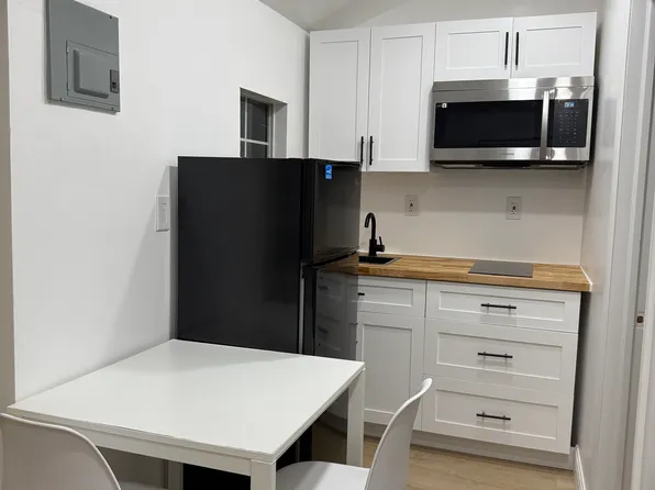 (undisclosed Address), North Lauderdale, FL 33068