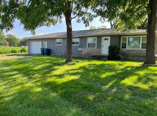 107 Monroe St, Hebron, IN 46341