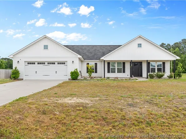 98 Vesper Ln, Parkton, NC 28371