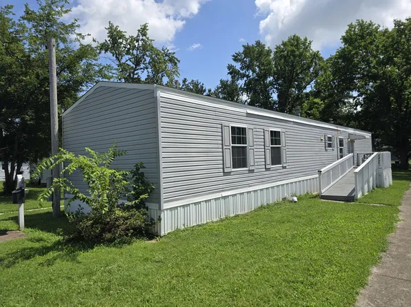 1500 Reed St, Eldorado, IL 62930
