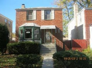 910 Bellwood Ave, Bellwood, IL 60104