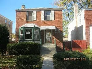 910 Bellwood Ave photo 1