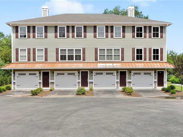 95 Farnum Pike #9, Smithfield, RI 02917