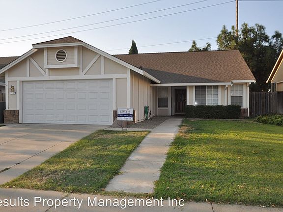 2nd image of 1307 Champagne Cir