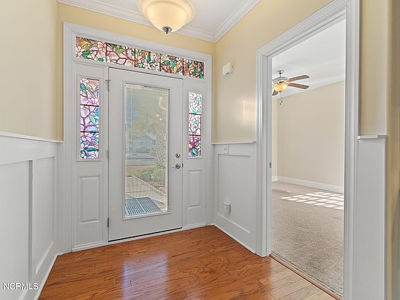 3rd image of 7189 Bonaventure Street SW