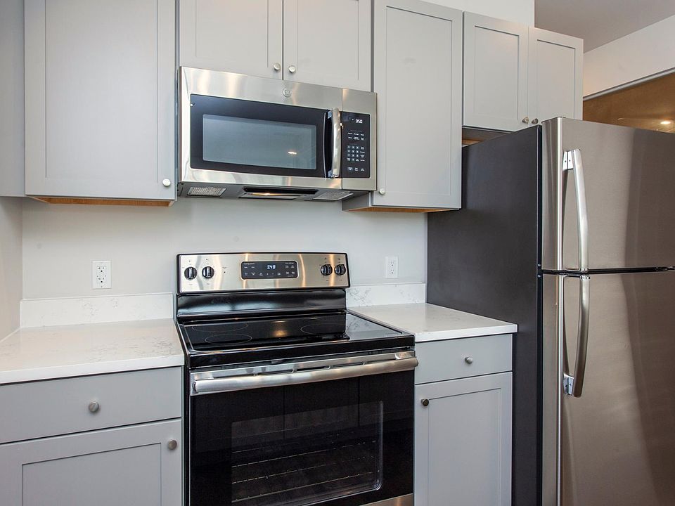 1st image of 3509 Haverford Ave #2R