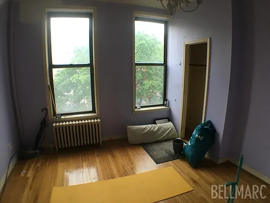 Rented by Bellmarc Realty | media 1