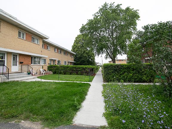 2nd image of 35 E Judith Ann Dr