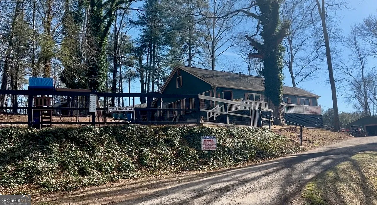 3402 B C Grant Rd photo 1