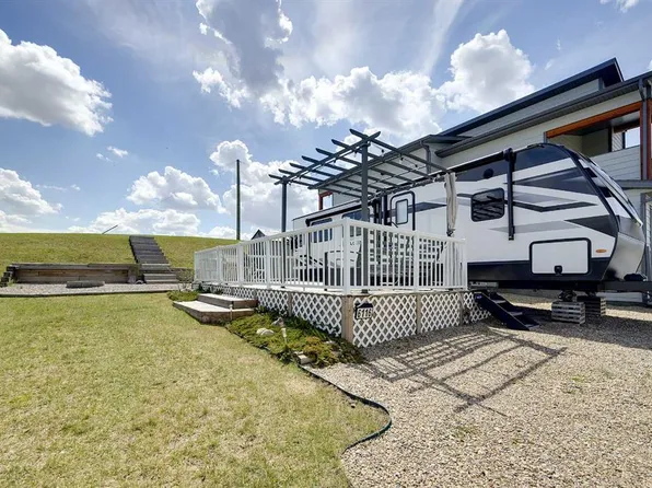 25054 S Pine Lake Rd #6116, Red Deer County, AB T0M 1R0
