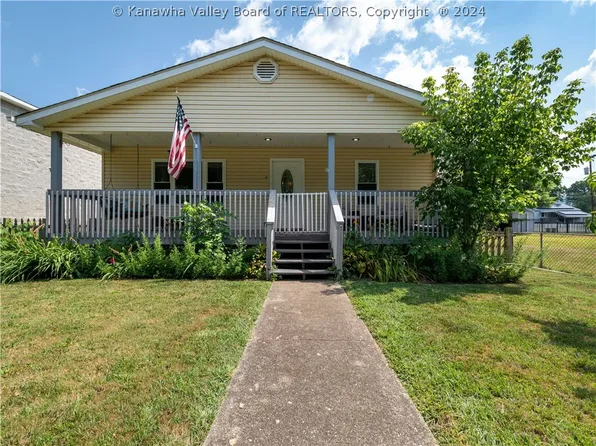 5010 Lancaster Ave, Charleston, WV 25304
