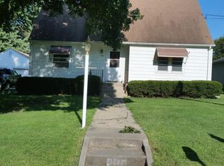 416 S Locust St, Tremont, IL 61568