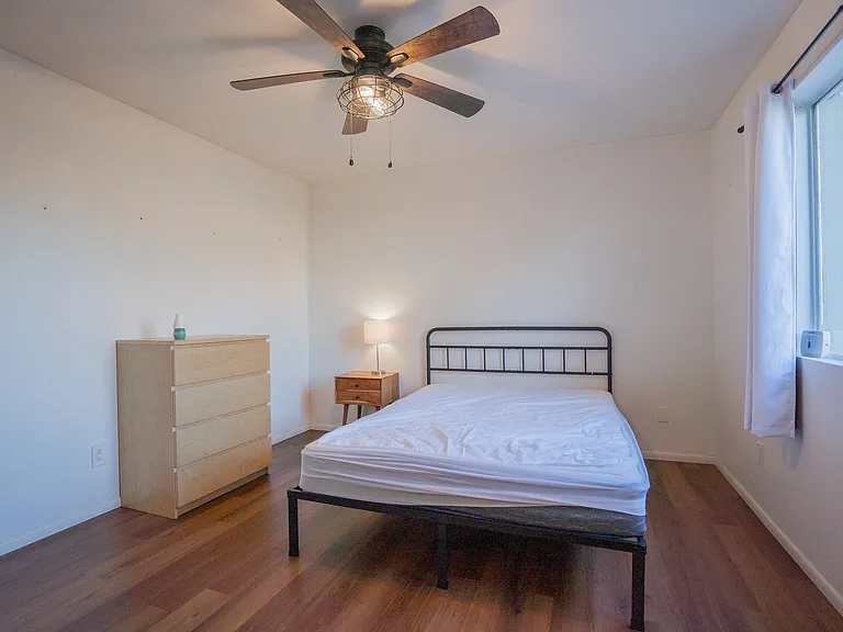 5135 N 10th St #7 — Photo 14