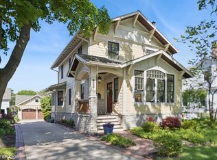 332 S Stone Ave, La Grange, IL 60525