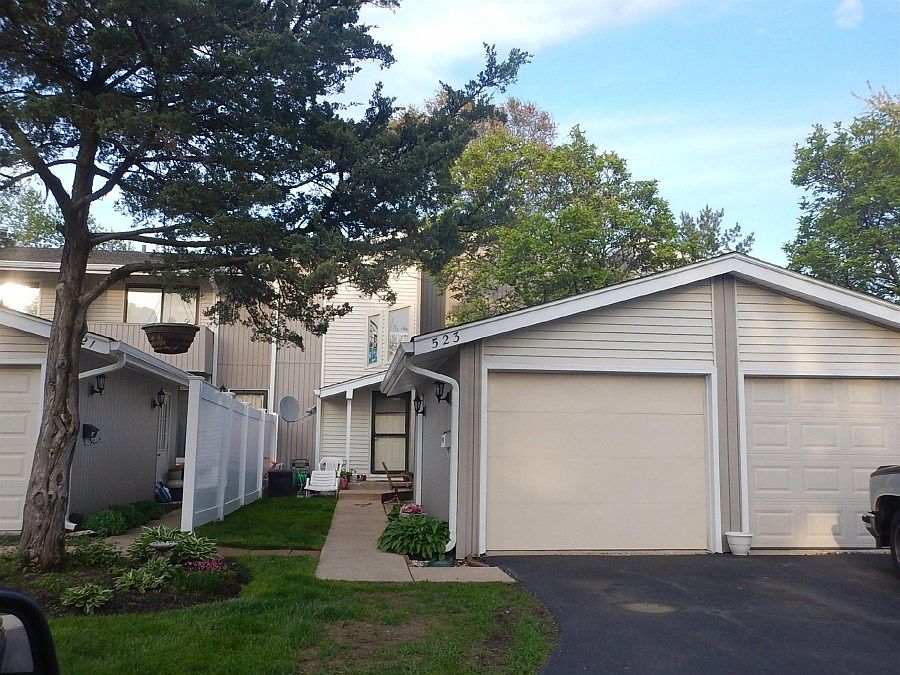 1st image of 523 Wiltshire Ct