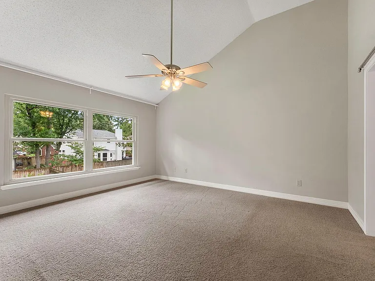 27 W Stony Bridge Ct — Photo 13