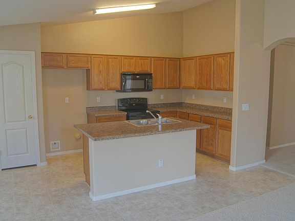 3rd image of 11338 W Meadowbrook Ave