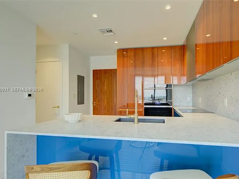 2678 Tigertail Ave #CU-1403 — Photo 1