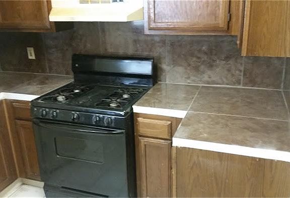 5th image of 16404 Monte Carlo Ln