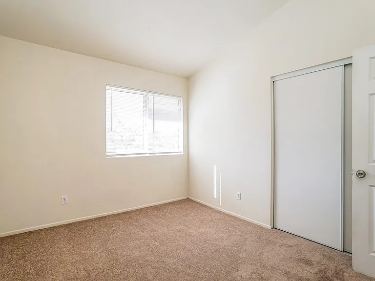 5316 Gardendale Ln — Photo 7