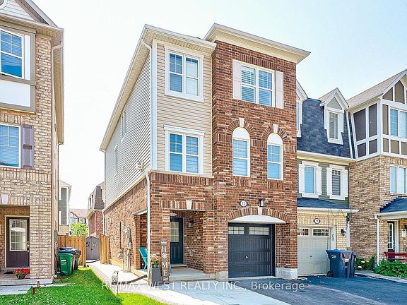 2nd image of 13 Midhope Way