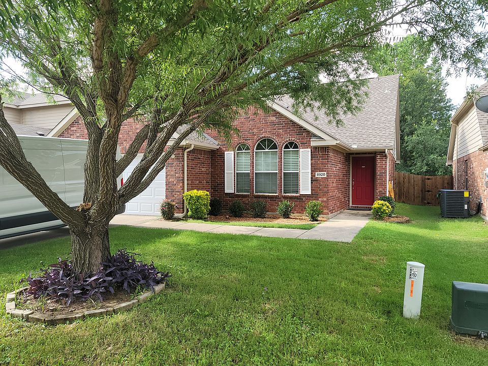 1st image of 8920 Holliday Ln