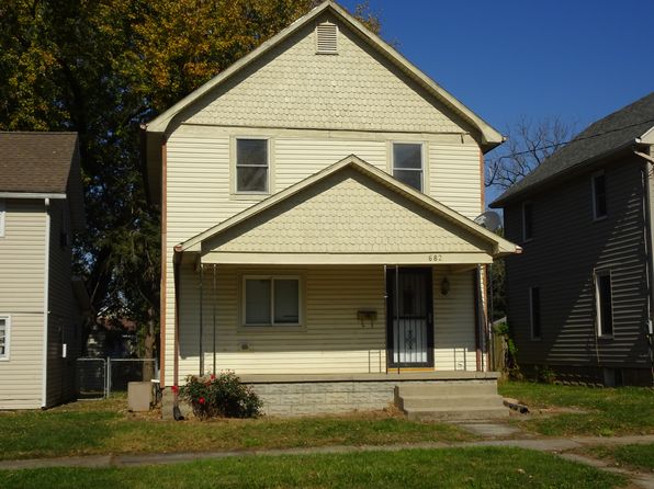 682 Wood St