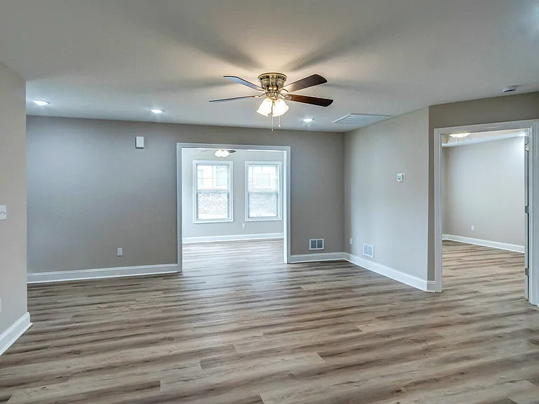 182 Garden Gate Dr — Photo 8