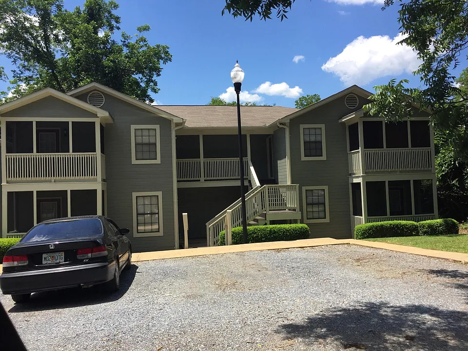 515 Mansion St #515