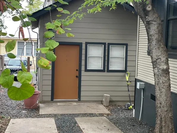 2830 Salado St #C, Austin, TX 78705