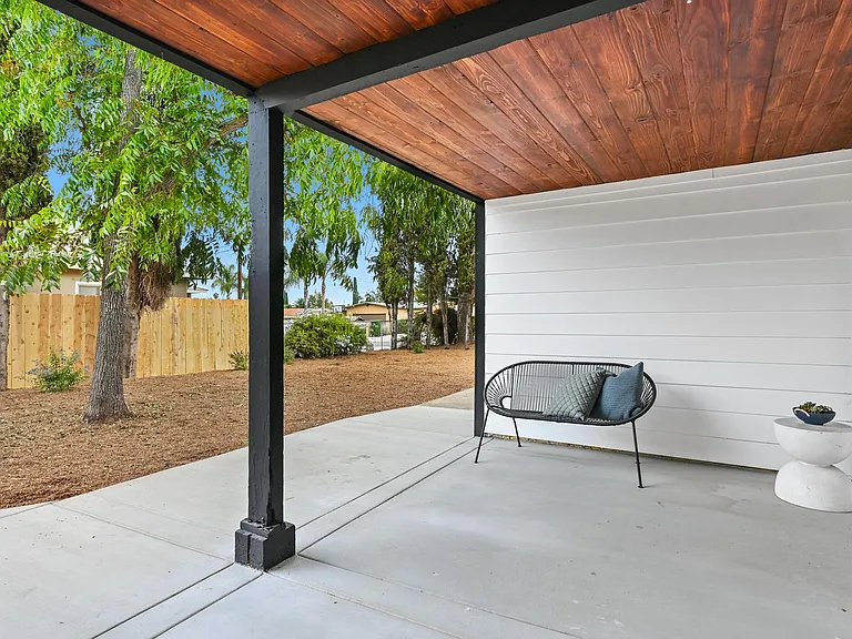 1162 Erica St — Photo 39